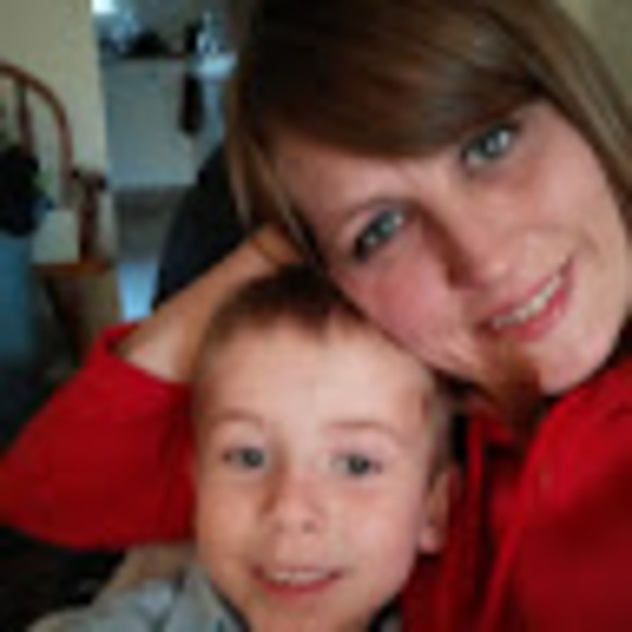 Meet your Posher, Amber - Picture 1 of 1